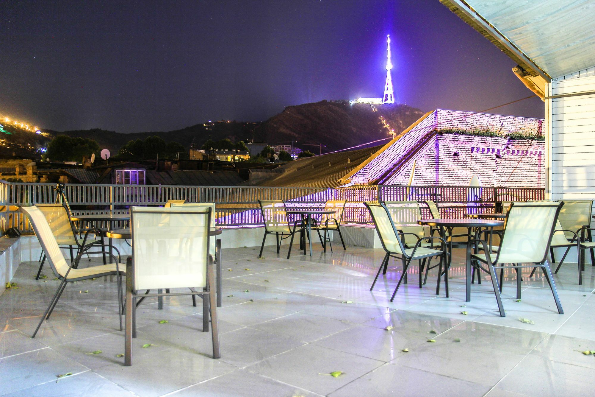 New Palace Shardeni Tbilisi Buitenkant foto